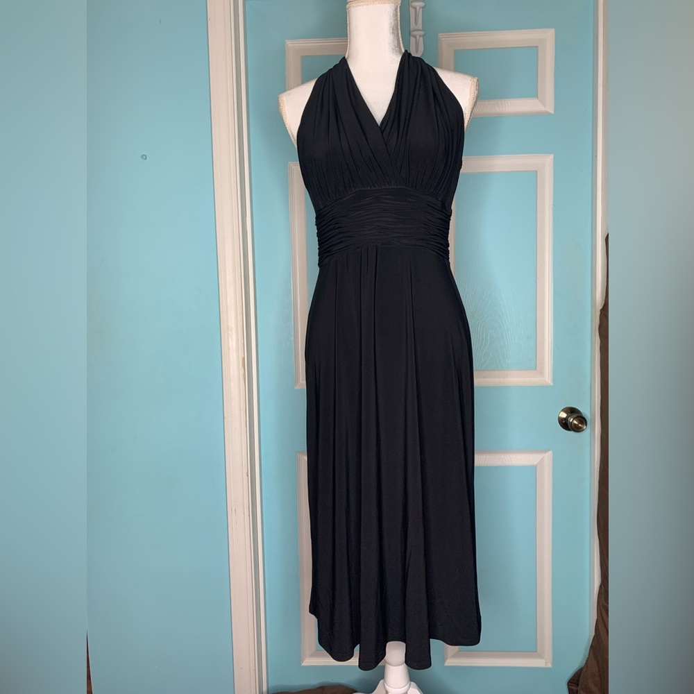 Evan-Picone Black V-Neck Sleeveless Dress Size 8 44 in length